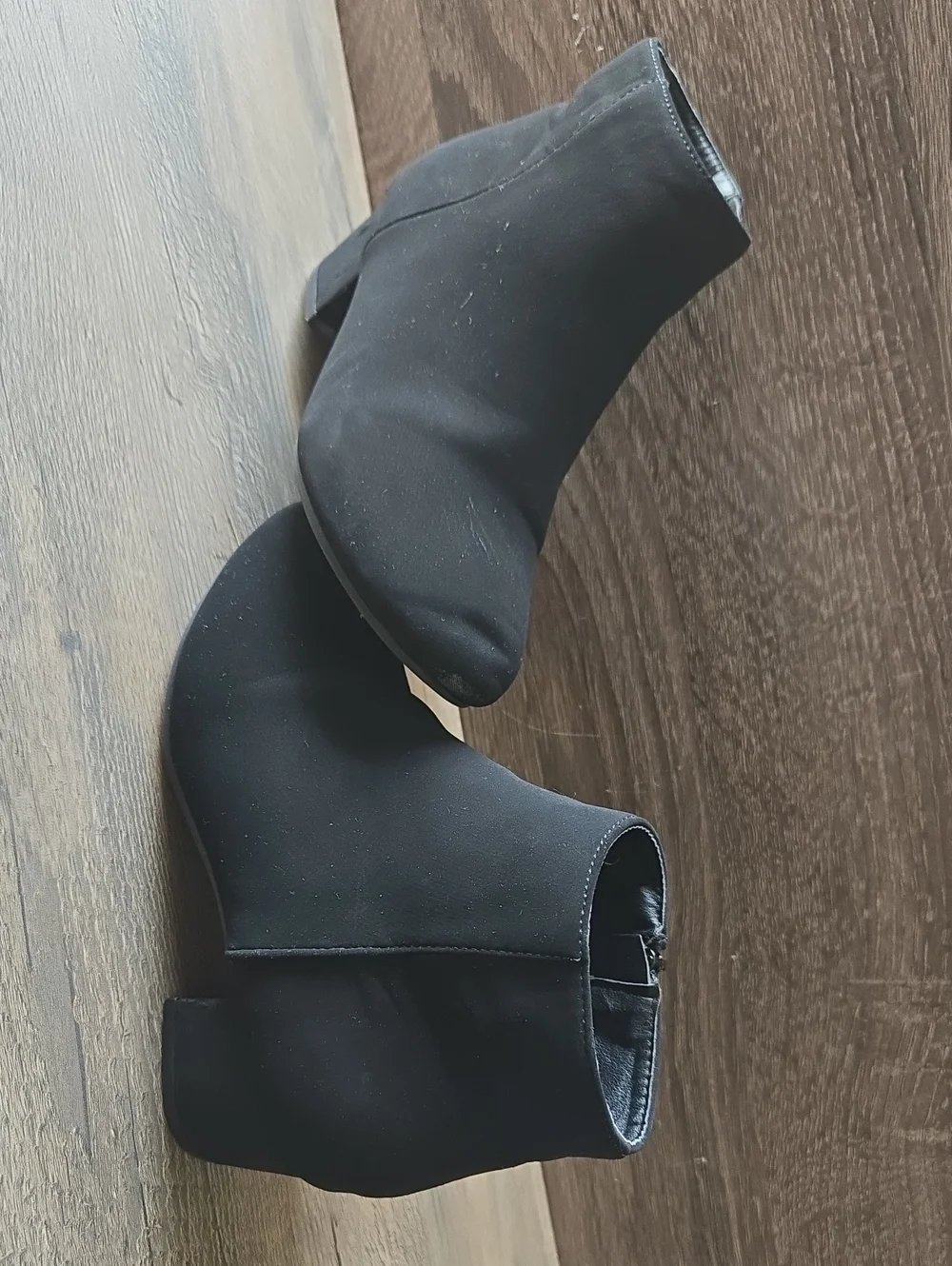 Kids Black Ankle Boots with Side Zip,size 2,brand Lucky Top